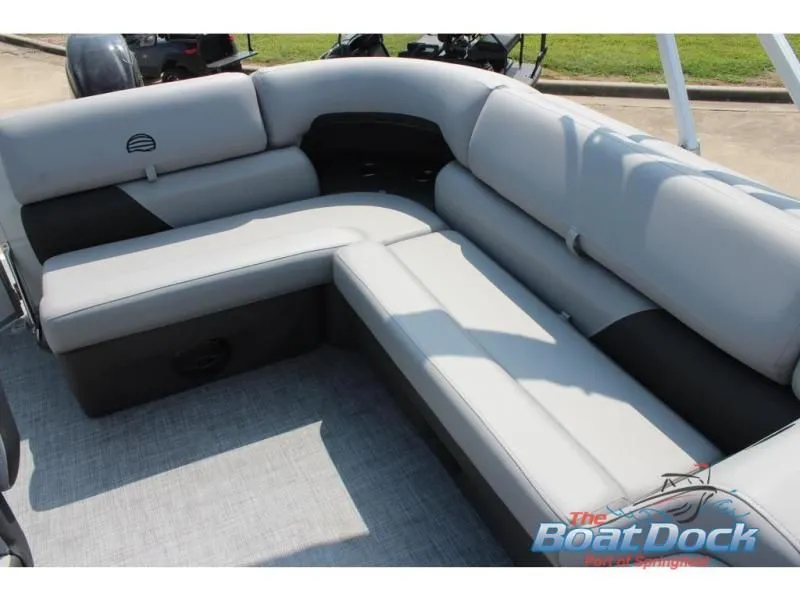 Slide: The Image of Party Barge 20 DLX 2026 - 17