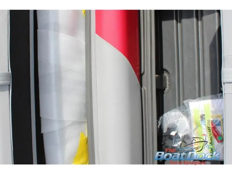 Slide: The Image of Party Barge 20 DLX 2026 - 22