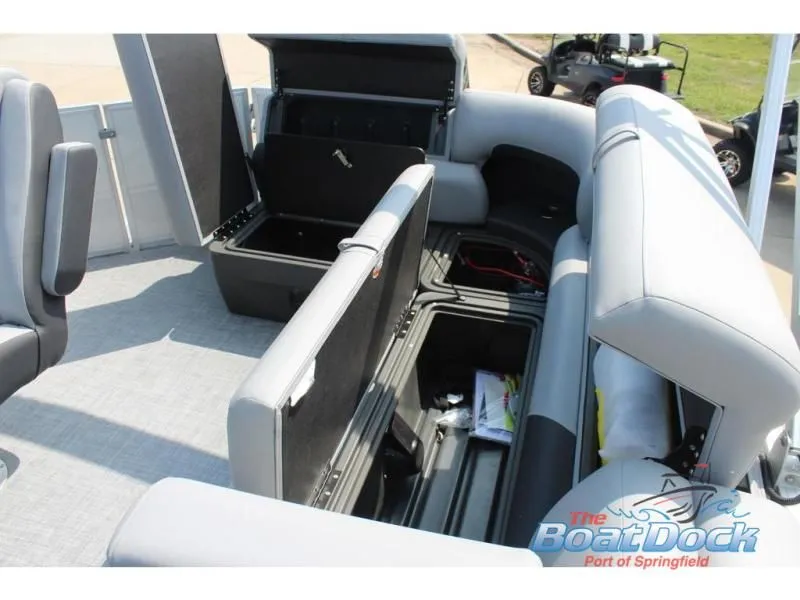 Slide: The Image of Party Barge 20 DLX 2026 - 15