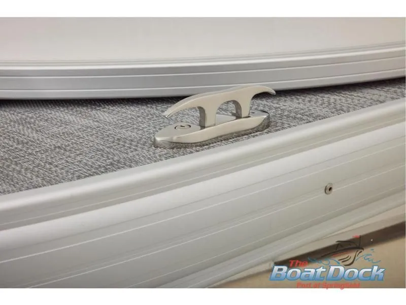 Slide: The Image of Party Barge 20 DLX 2026 - 38