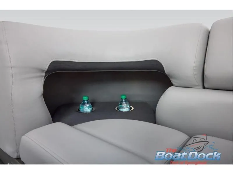 Slide: The Image of Party Barge 20 DLX 2026 - 45