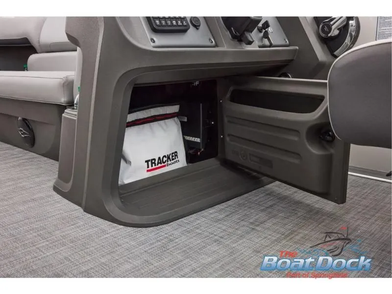 Slide: The Image of Party Barge 20 DLX 2026 - 55