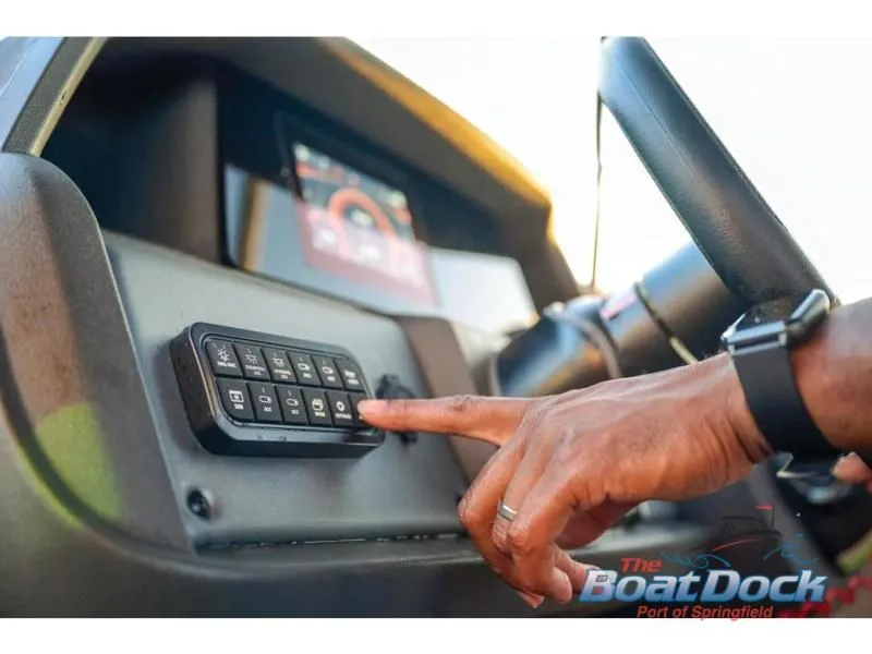 Slide: The Image of Party Barge 20 DLX 2026 - 79