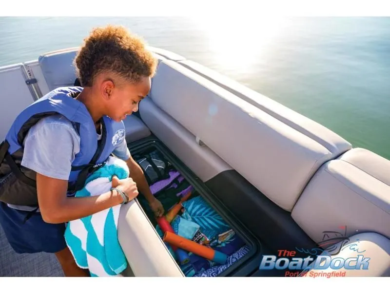 Slide: The Image of Party Barge 20 DLX 2026 - 81