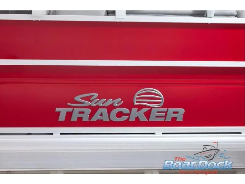 Slide: The Image of Party Barge 22 DLX 2026 - 101