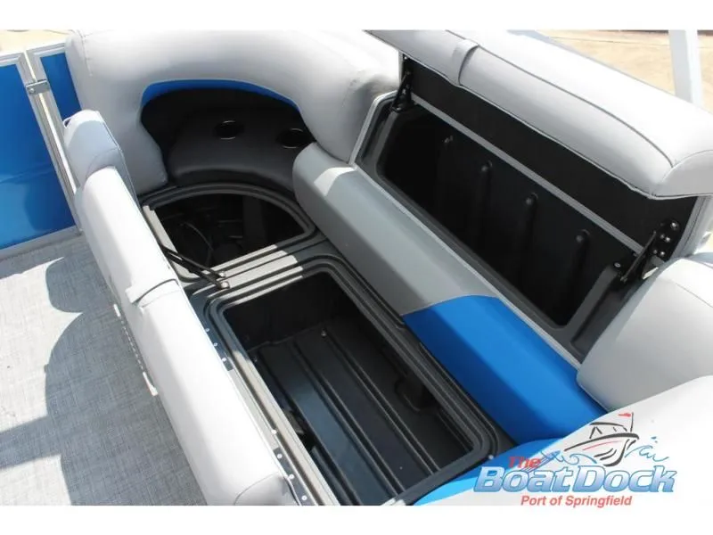 Slide: The Image of Party Barge 22 DLX 2026 - 26