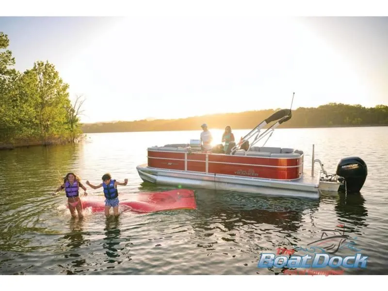 Slide: The Image of Party Barge 22 DLX 2026 - 29