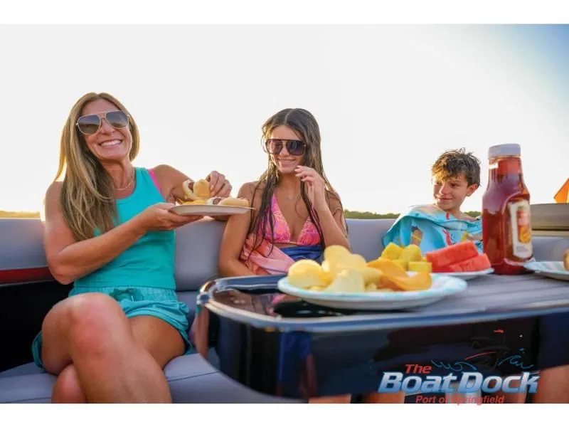 Slide: The Image of Party Barge 22 DLX 2026 - 41