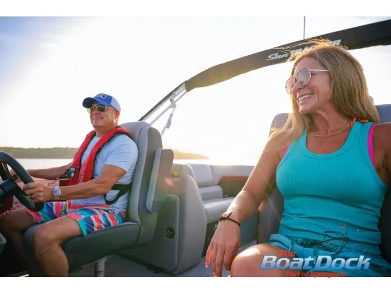 Slide: The Image of Party Barge 22 DLX 2026 - 44