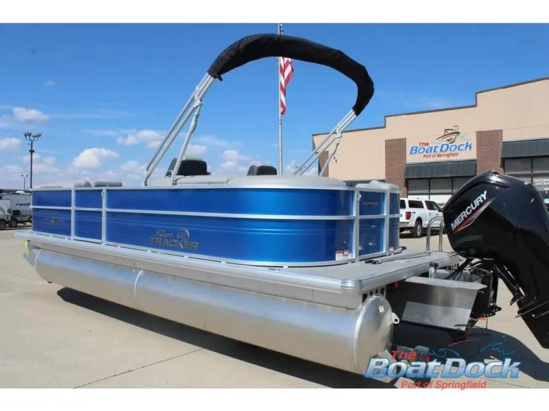 Slide: The Image of Party Barge 22 DLX 2026 - 7