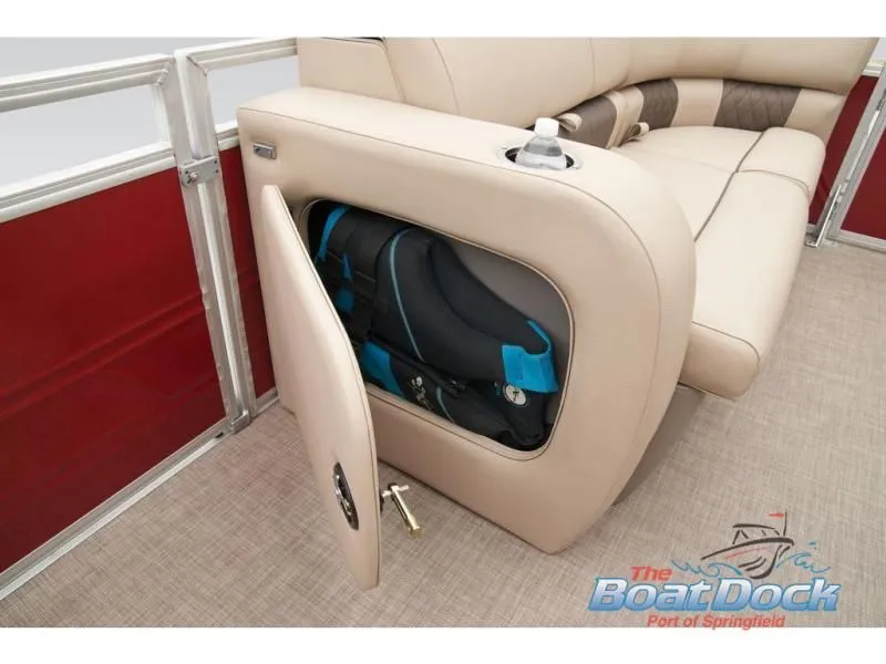 Slide: The Image of Party Barge 22 RF DLX 2025 - 44