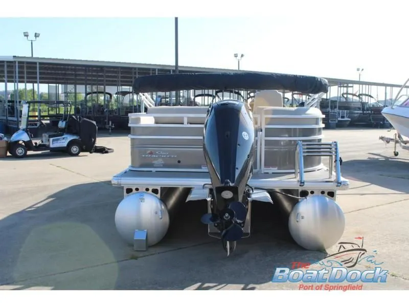 Slide: The Image of Party Barge 22 RF DLX 2025 - 8