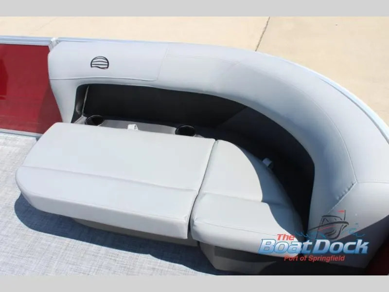 Slide: The Image of Party Barge 16 DLX 2026 - 11