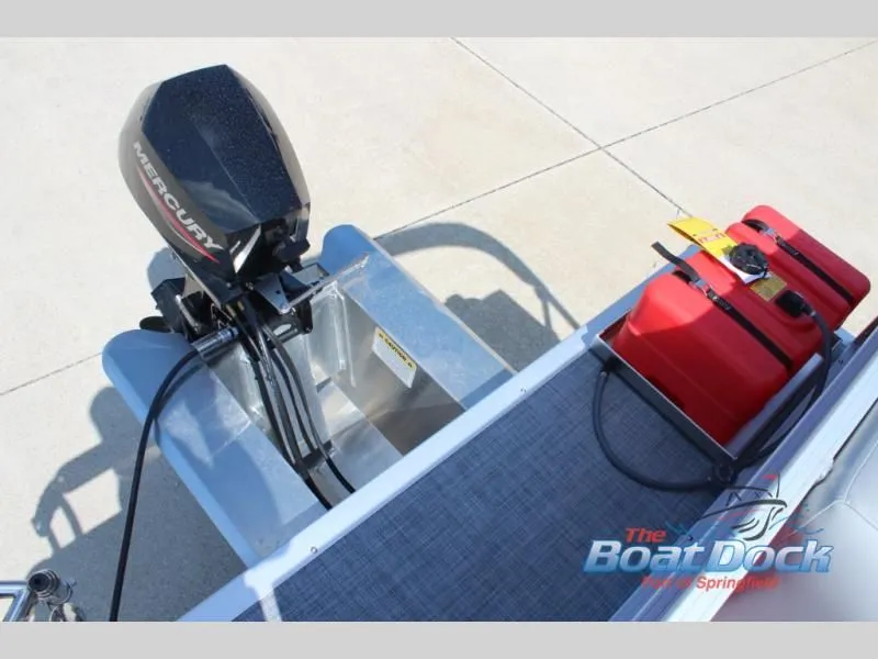 Slide: The Image of Party Barge 16 DLX 2026 - 24