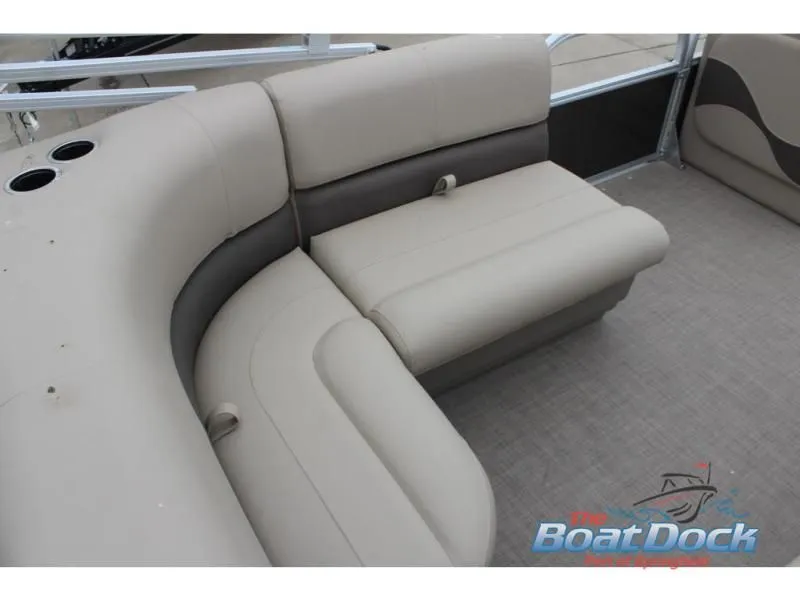 Slide: The Image of Party Barge 18 DLX 2025 - 11