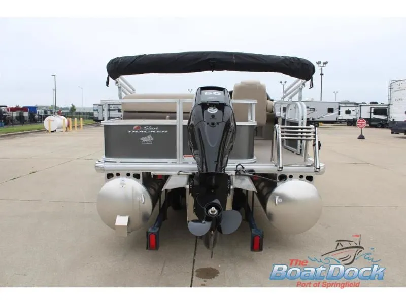 Slide: The Image of Party Barge 18 DLX 2025 - 3