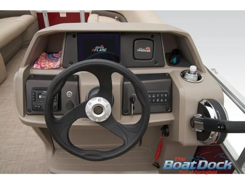 Slide: The Image of Party Barge 18 DLX 2025 - 35