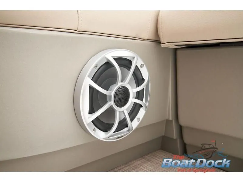 Slide: The Image of Party Barge 18 DLX 2025 - 49