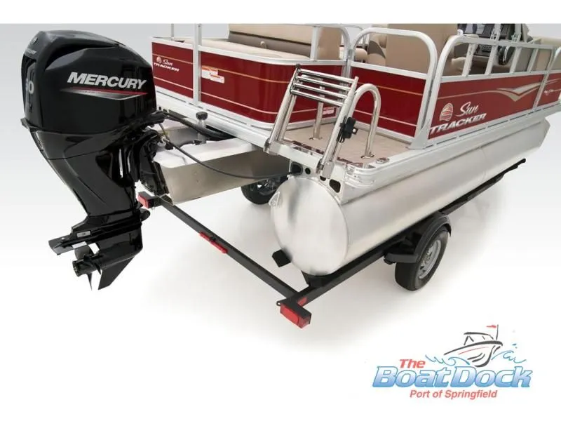 Slide: The Image of Party Barge 18 DLX 2025 - 58