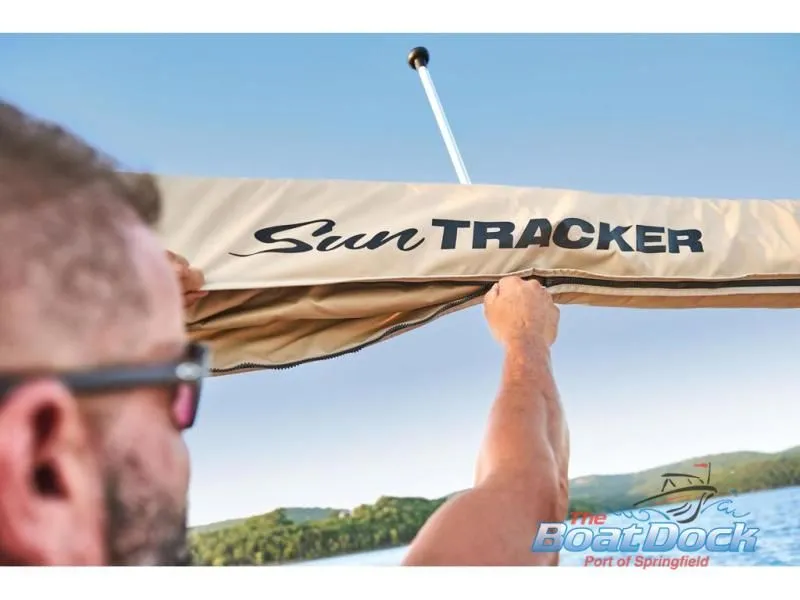 Slide: The Image of Party Barge 18 DLX 2025 - 69