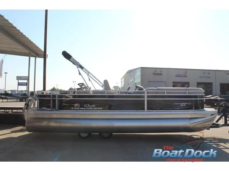 The Image of Sportfish 22 DLX 2025 - 1