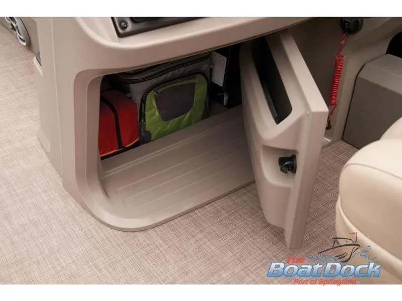 Slide: The Image of Sportfish 22 DLX 2025 - 41