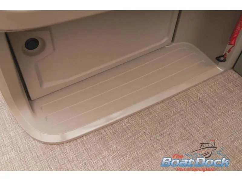 Slide: The Image of Sportfish 22 DLX 2025 - 42