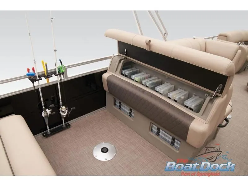 Slide: The Image of Sportfish 22 DLX 2025 - 63