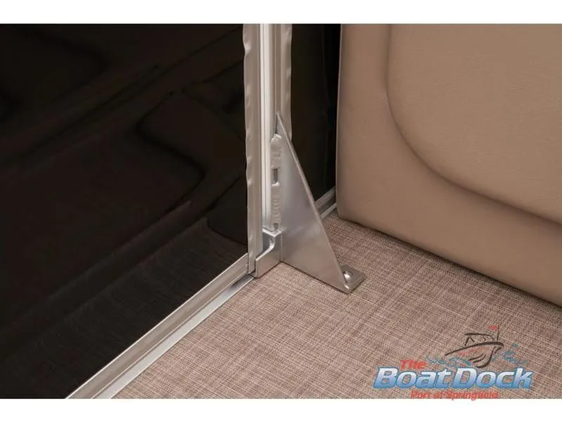 Slide: The Image of Sportfish 22 DLX 2025 - 70