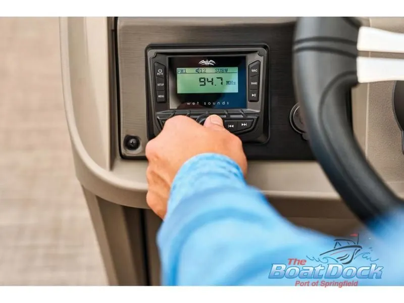 Slide: The Image of Sportfish 22 DLX 2025 - 84