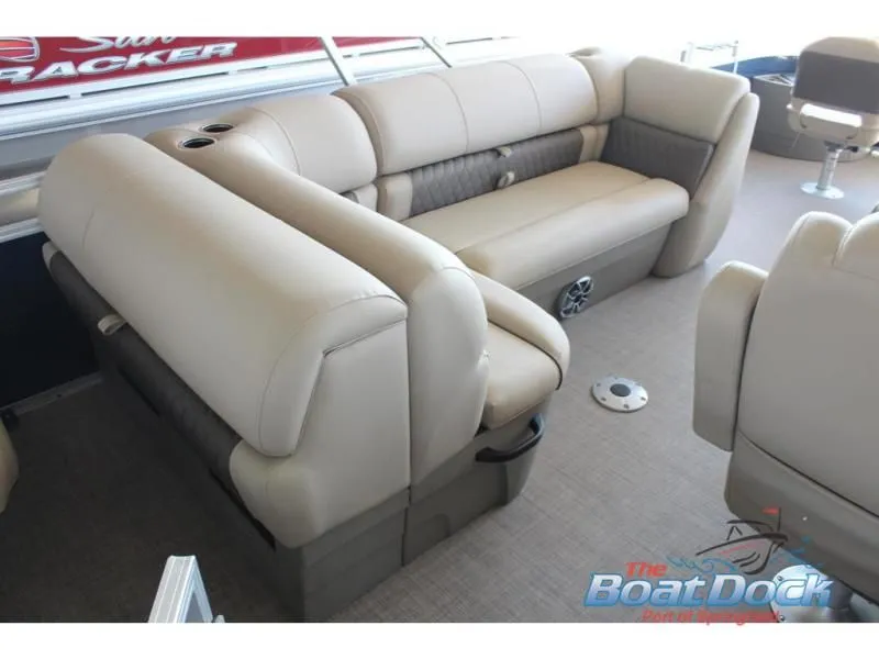 Slide: The Image of Fishin' Barge 20 DLX 2025 - 7