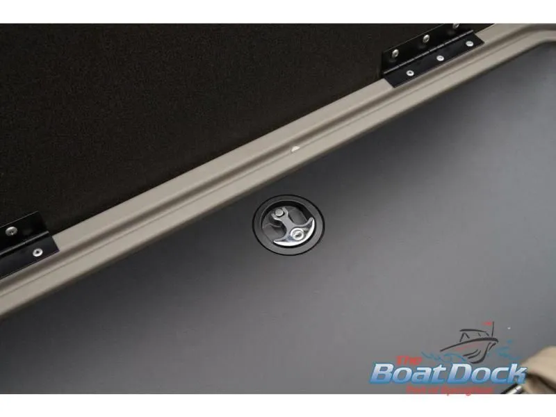 Slide: The Image of Fishin' Barge 22 DLX 2025 - 64