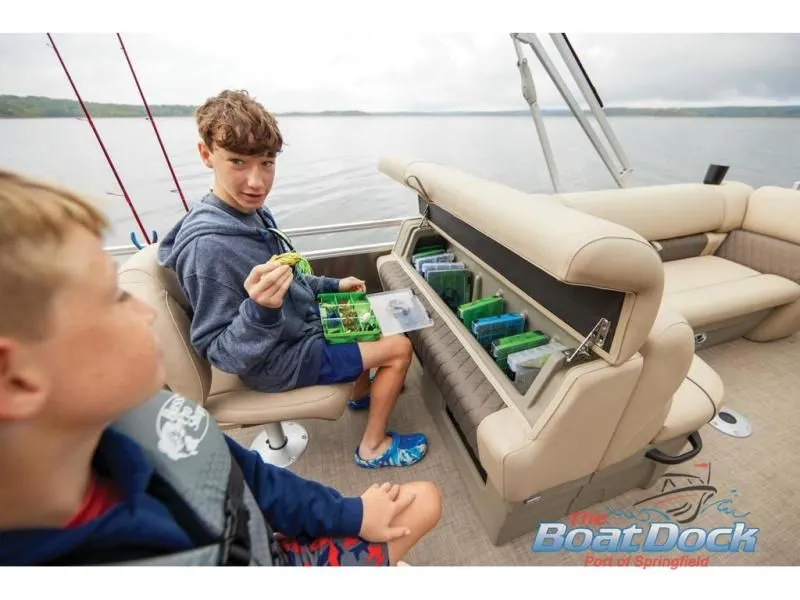 Slide: The Image of Fishin' Barge 22 DLX 2025 - 87