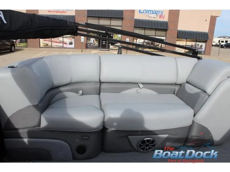 Slide: The Image of 230 DL3 2025 - 10