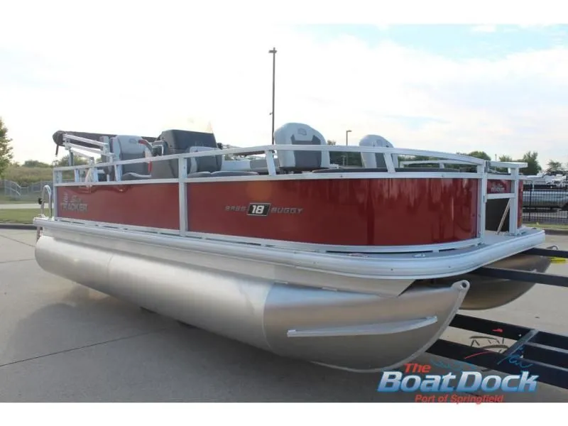 Slide: The Image of Bass Buggy 18 DLX 2026 - 3