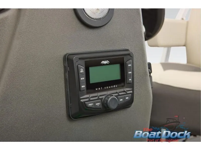 Slide: The Image of Bass Buggy 18 DLX 2026 - 72