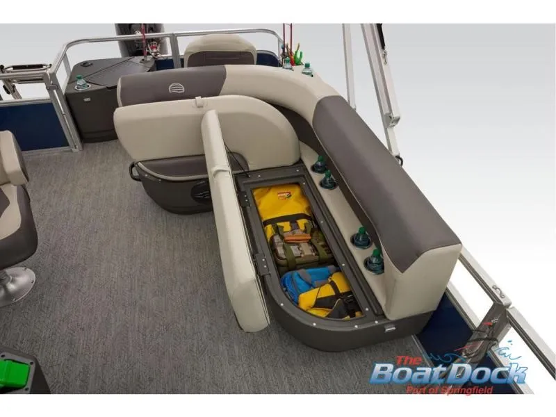 Slide: The Image of Bass Buggy 18 DLX 2026 - 83