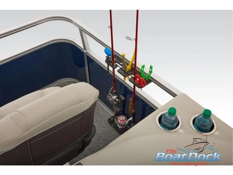 Slide: The Image of Bass Buggy 18 DLX 2026 - 88