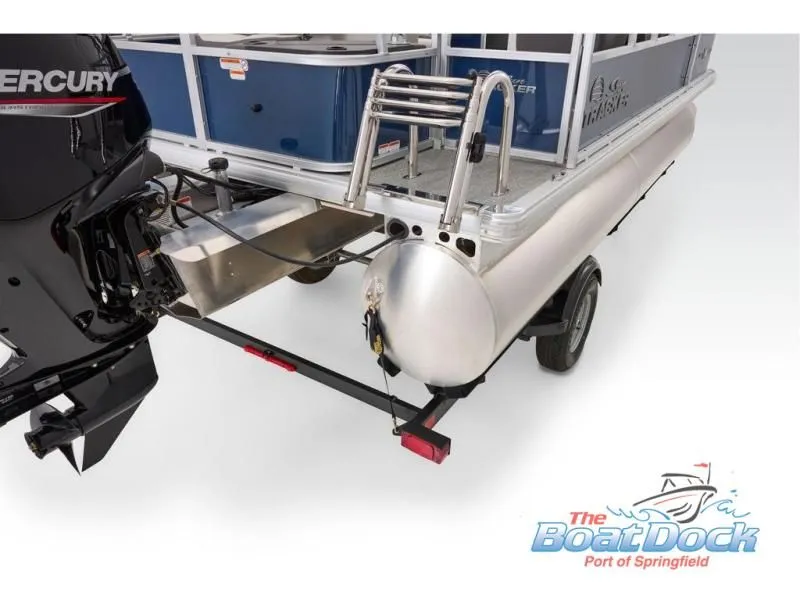 Slide: The Image of Bass Buggy 18 DLX 2026 - 99