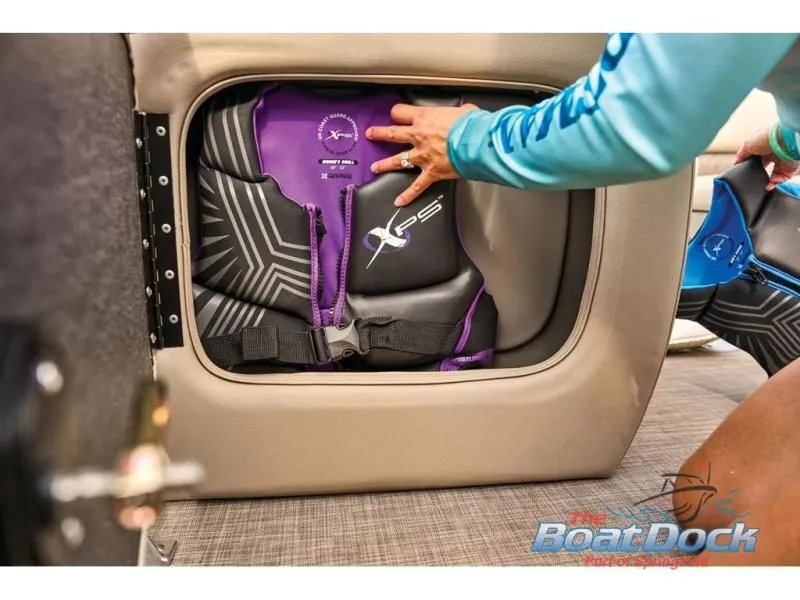 Slide: The Image of Sportfish 22 DLX 2025 - 104