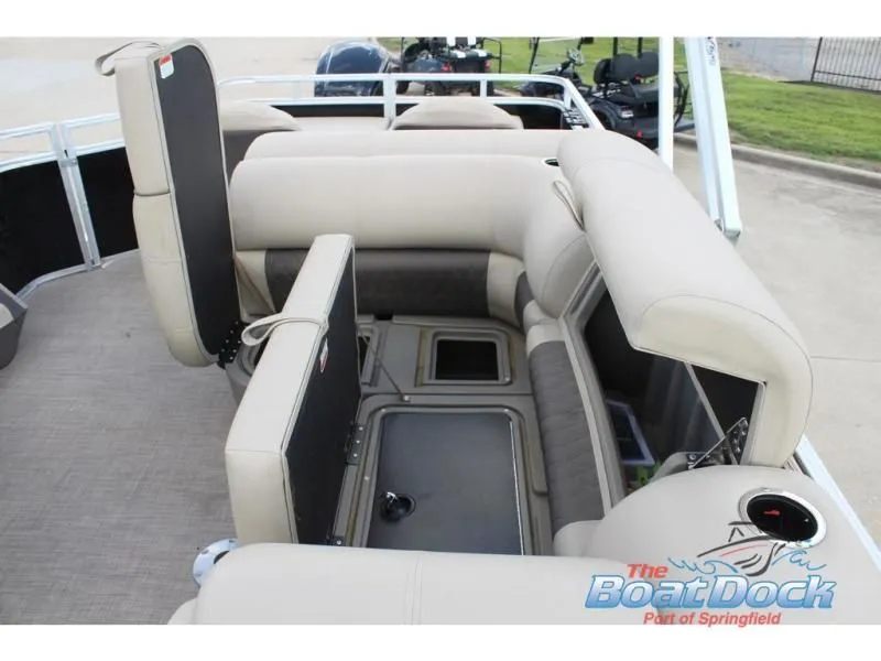 Slide: The Image of Sportfish 22 DLX 2025 - 19