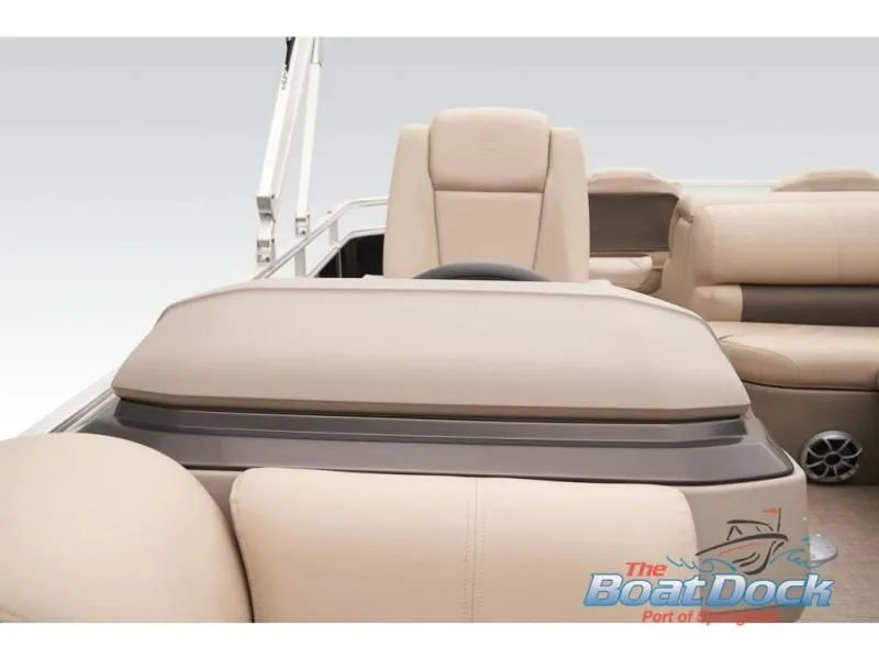 Slide: The Image of Sportfish 22 DLX 2025 - 55