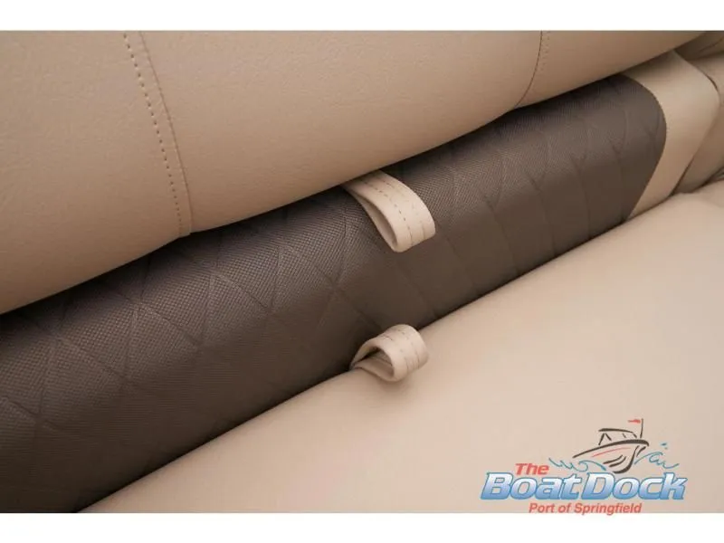 Slide: The Image of Sportfish 22 DLX 2025 - 72