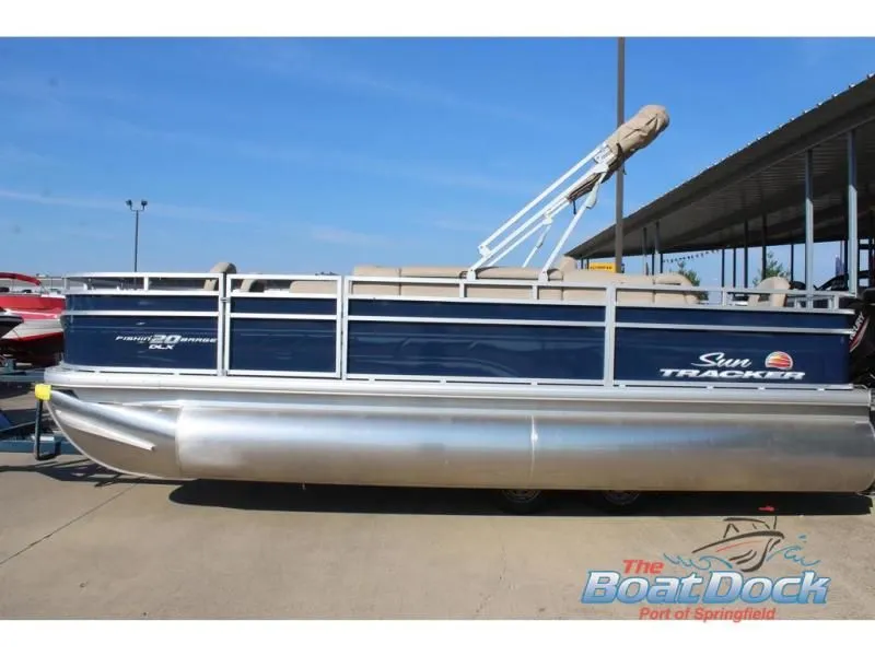 Slide: The Image of Fishin' Barge 20 DLX 20 DLX 2025 - 3