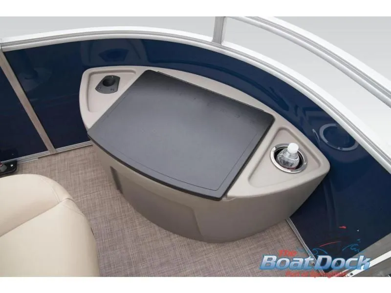 Slide: The Image of Fishin' Barge 20 DLX 20 DLX 2025 - 30