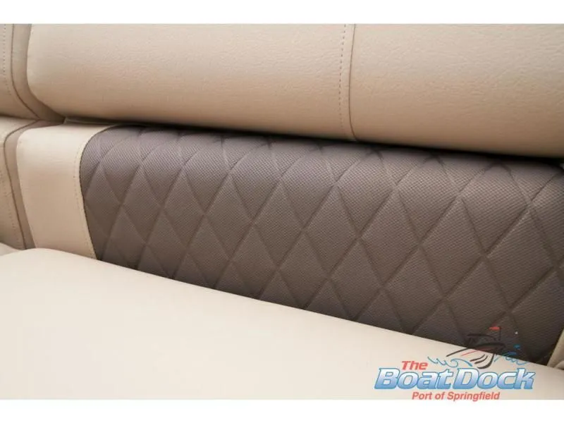 Slide: The Image of Fishin' Barge 20 DLX 20 DLX 2025 - 36