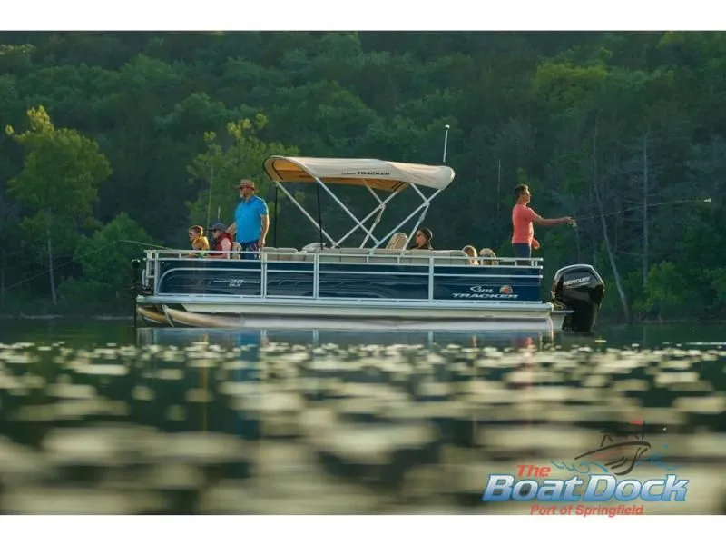 Slide: The Image of Fishin' Barge 20 DLX 20 DLX 2025 - 60