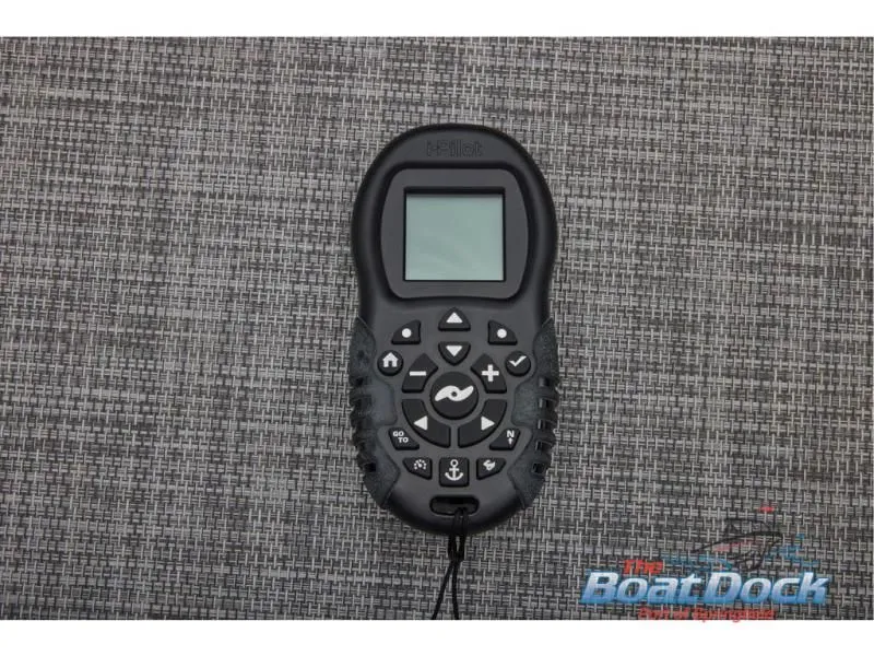 Slide: The Image of Sportfish 20 DLX 2026 - 29