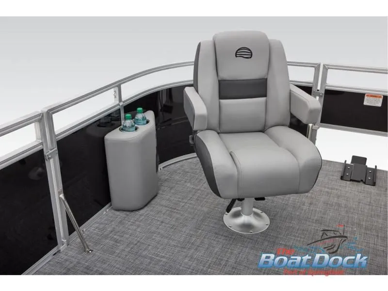 Slide: The Image of Sportfish 20 DLX 2026 - 34