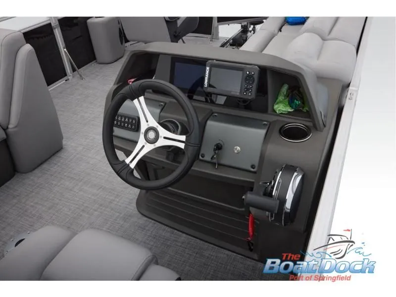 Slide: The Image of Sportfish 20 DLX 2026 - 46